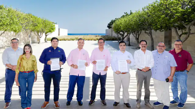 Firma de convenios de colaboración educativa en Los Cabos