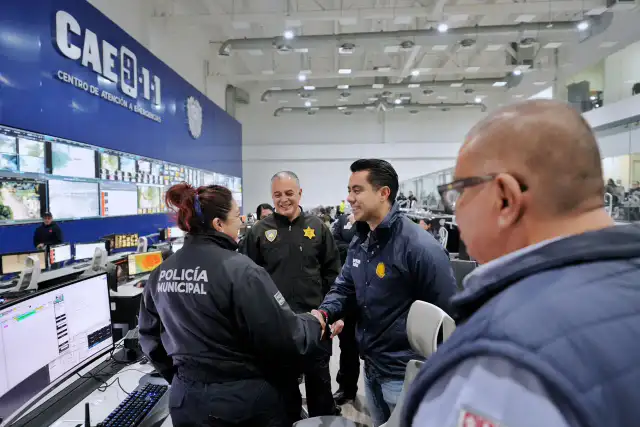 Recorrido de supervisión en el Centro de Atención de Emergencias de Querétaro