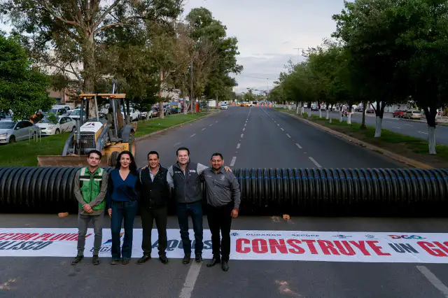Supervisión de obras del Colector Pluvial Jalisco en Durango