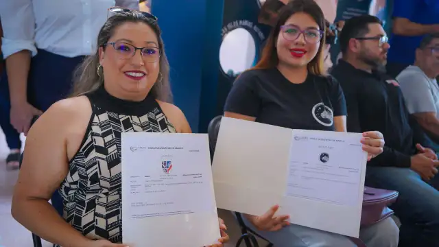 Entrega de registros de marca en Mazatlán