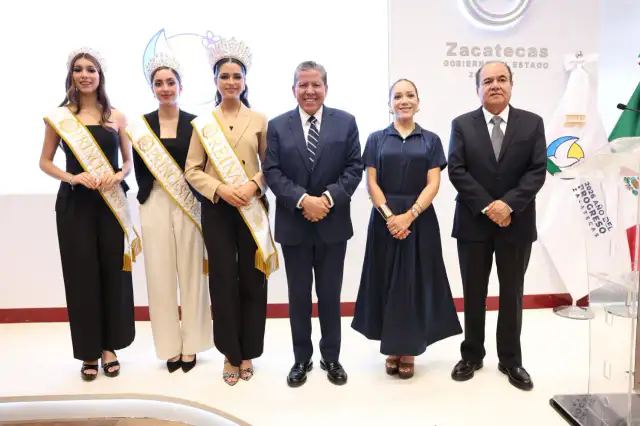Vista de la Feria Nacional de Zacatecas con asistentes y actividades