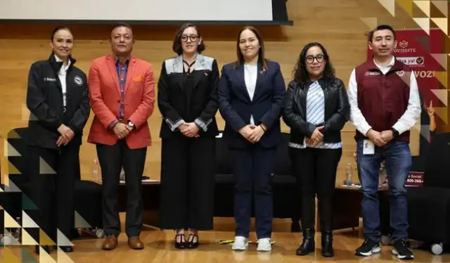 Trabajadores de la SSPC durante una jornada informativa sobre créditos de vivienda