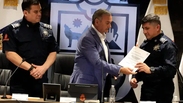 Elementos de la Policía municipal durante una ceremonia oficial en Guadalupe