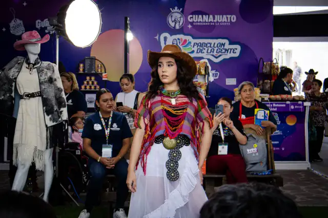 Fotografía del evento Miércoles de Moda en el Pabellón de la Gente