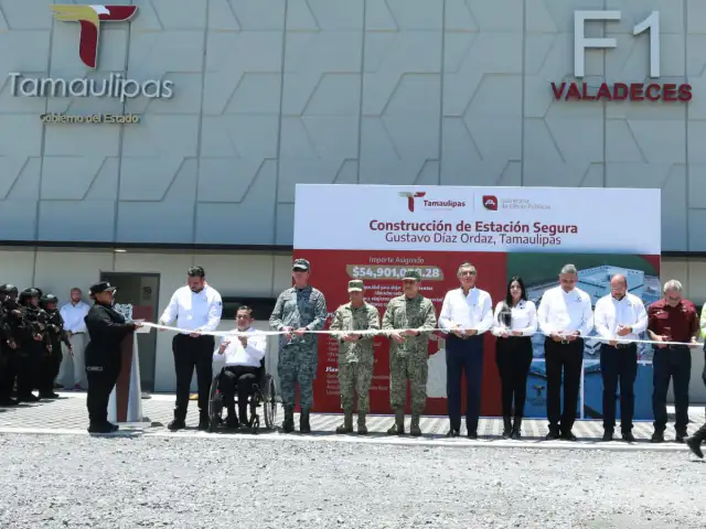 Gobernador Américo Villarreal en la entrega de la Estación Segura Valadeces en Díaz Ordaz, Tamaulipas.