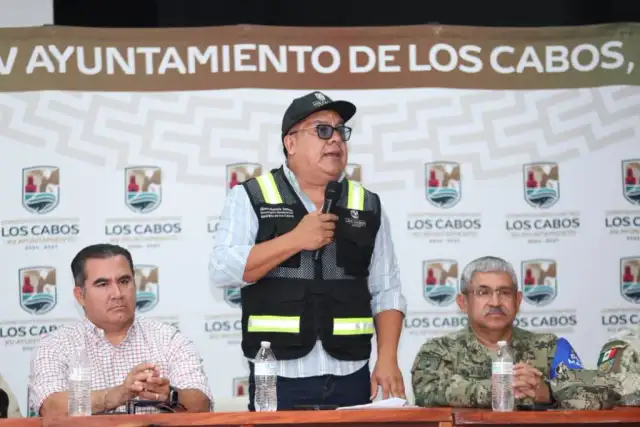 Refugio temporal habilitado en una escuela de Los Cabos durante la temporada de lluvias