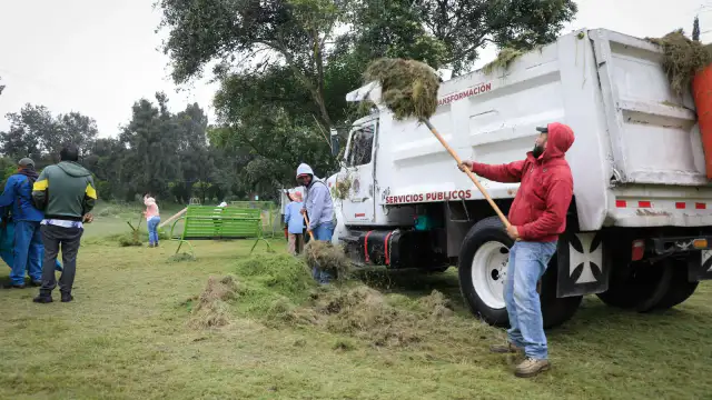 Áreas verdes y andadores del Parque Naucalli en Naucalpan