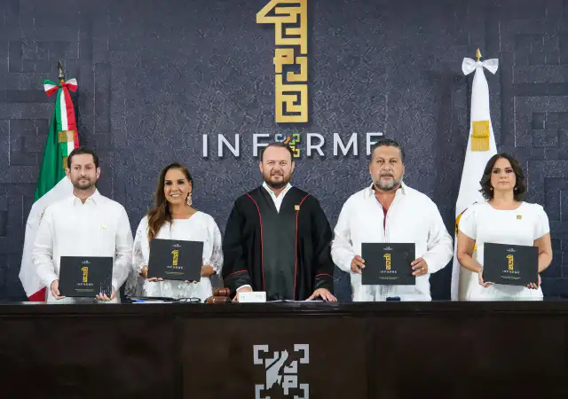 Sesión solemne del Poder Judicial en Chetumal con autoridades presentes