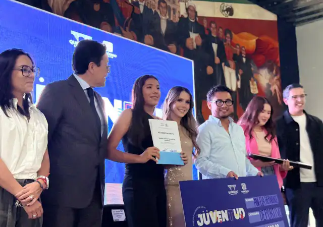 Jóvenes ganadores del Premio Municipal de la Juventud 2026 en Querétaro