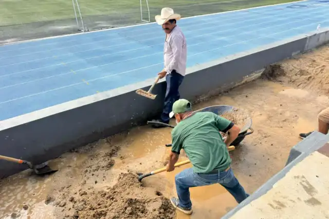 Canchas y áreas comunes de la Unidad Deportiva Leonardo Gastélum Villalobos en Cabo San Lucas