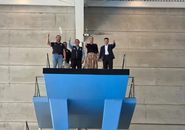 Firma de convenio entre INAEBA y CODE Guanajuato en evento oficial