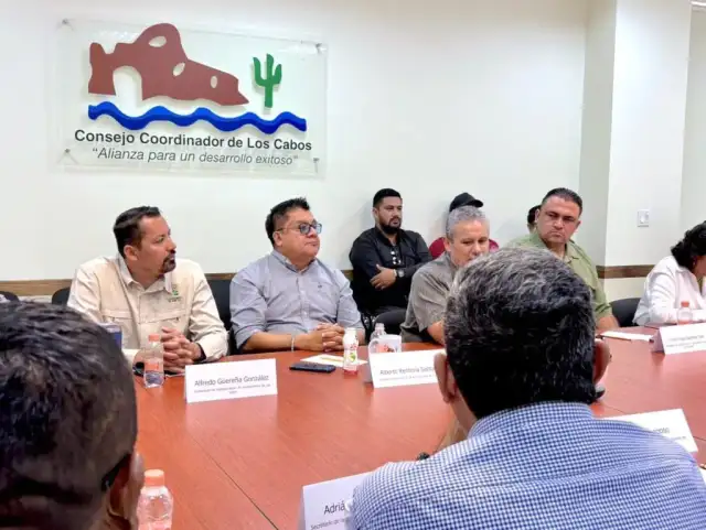 Reunión entre autoridades de Los Cabos y el Consejo Coordinador para tratar temas de seguridad y playas