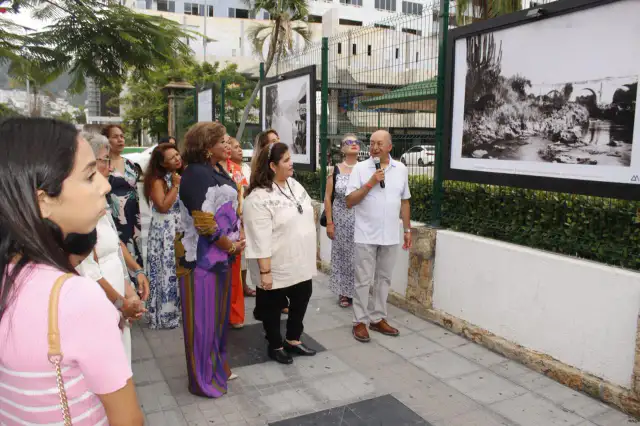 Fotografías históricas de Acapulco en exposición en el Centro Cultural Acapulco