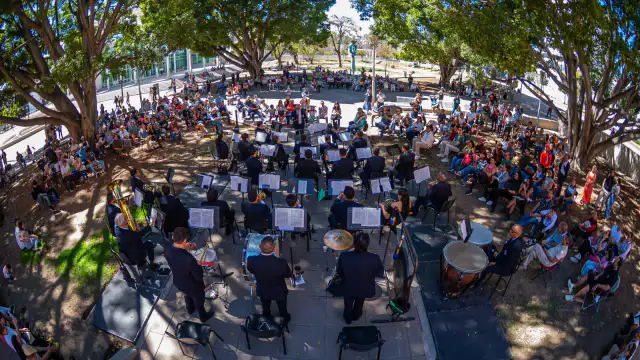 Actividad cultural en un espacio público de Guanajuato