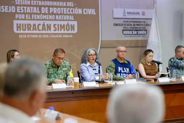 Sesión del Consejo Estatal de Protección Civil de Sinaloa por el huracán Simón