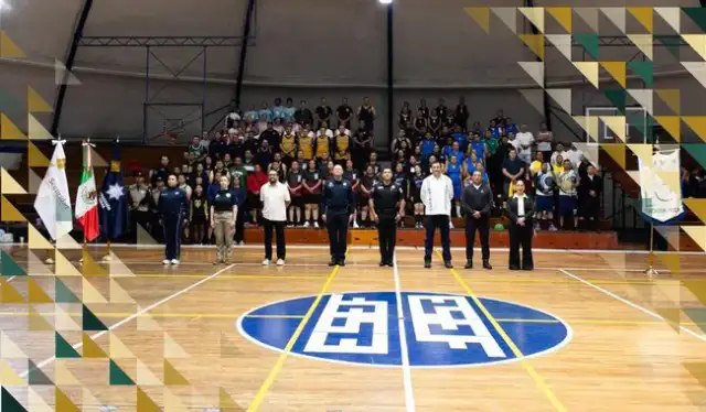 Integrantes del Servicio de Protección Federal durante un torneo de básquetbol 3x3