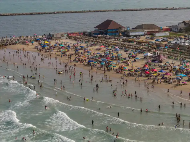 Playa Miramar en Ciudad Madero, Tamaulipas, con arena y mar