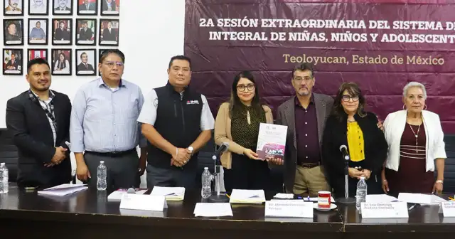 Niños y adolescentes participan en consulta del INE en Teoloyucan