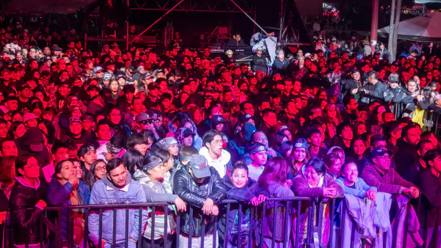 Músicos locales durante una presentación en la Feria Alfeñique de Toluca
