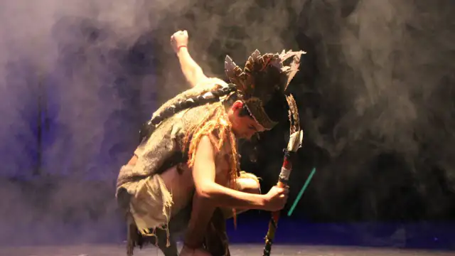 Agrupación polaca baila en traje tradicional en la Plaza de Armas de Zacatecas