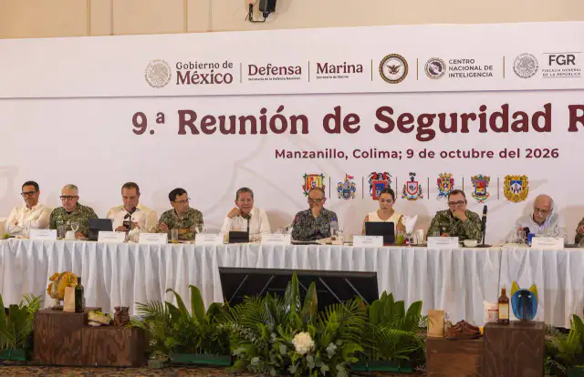 Reunión de seguridad regional con gobernadores y mandos militares en Manzanillo