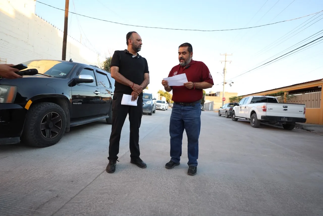 Obra de pavimentación en calle Tamaulipas, colonia Chávez Vargas, Ciudad Juárez