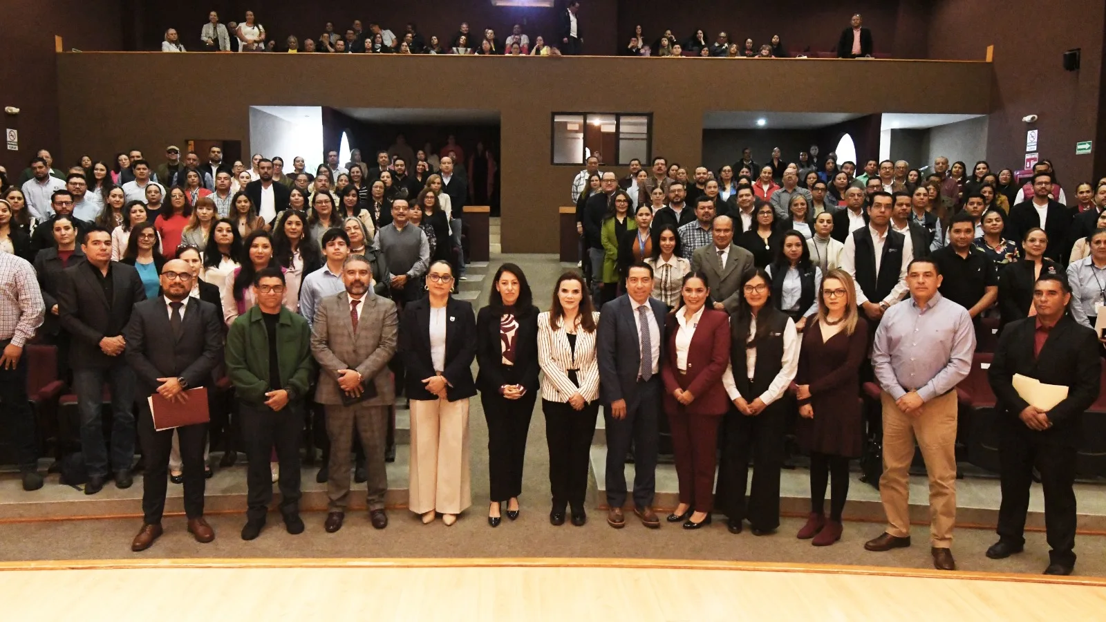 Funcionarios del Gobierno de Zacatecas en reunión de planeación presupuestaria.